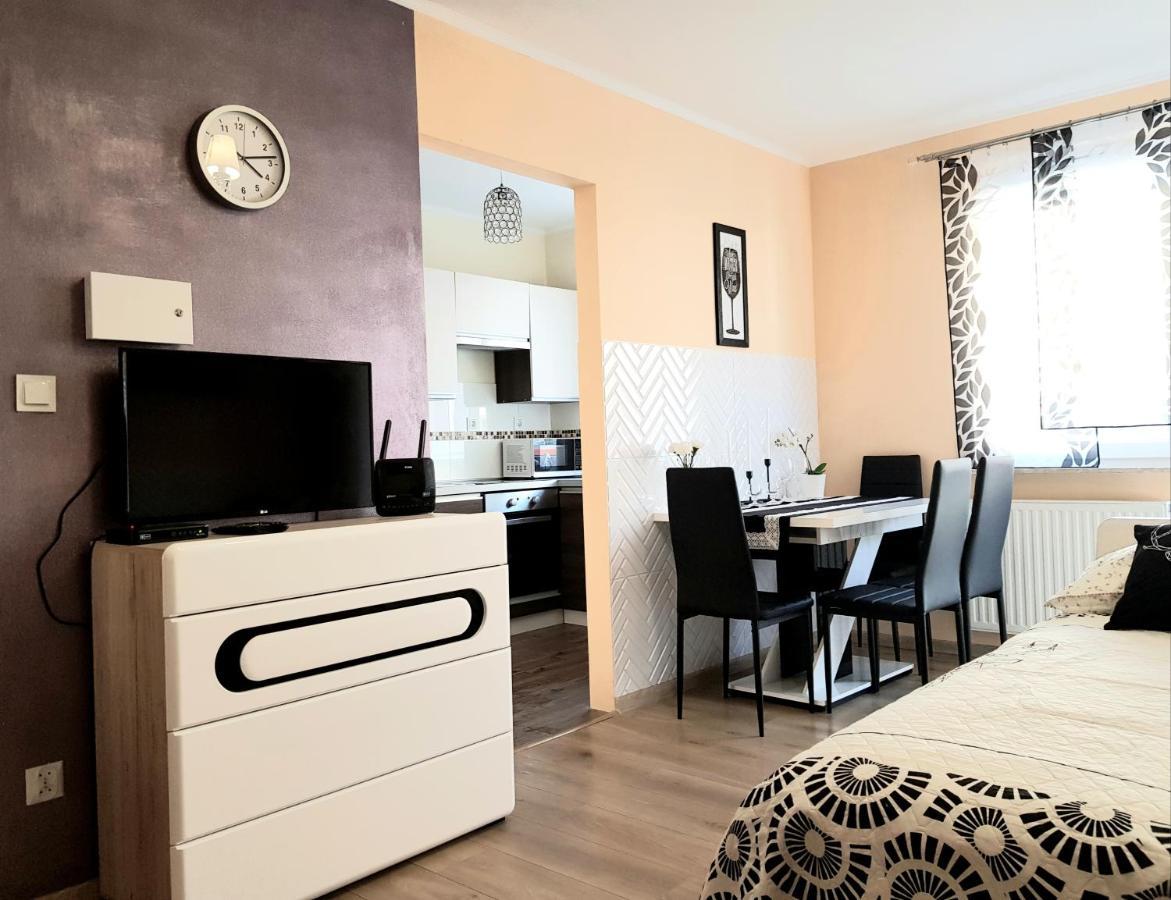 Apartment Glamour Downtown Balcony Krakow Luaran gambar