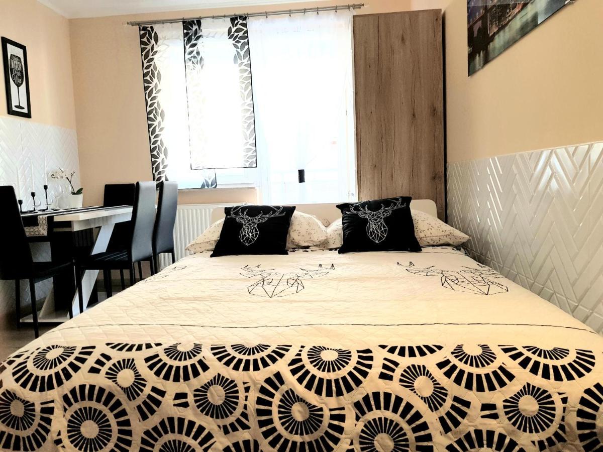 Apartment Glamour Downtown Balcony Krakow Luaran gambar